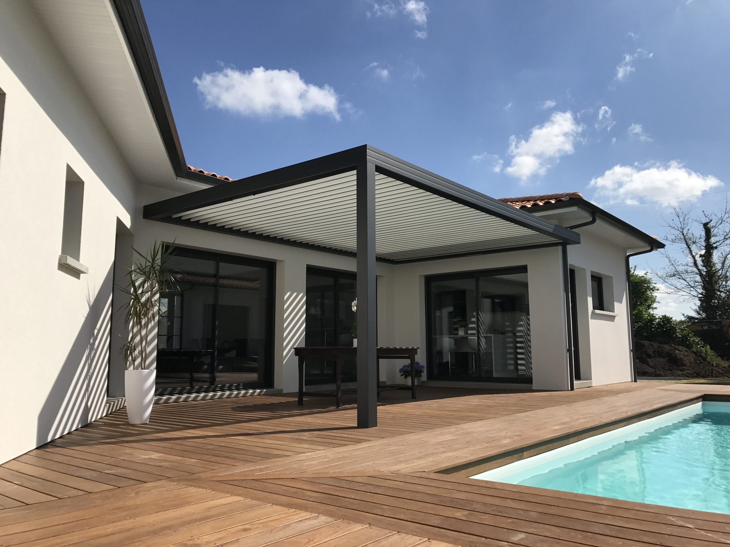 Pergola bioclimatique ONE
